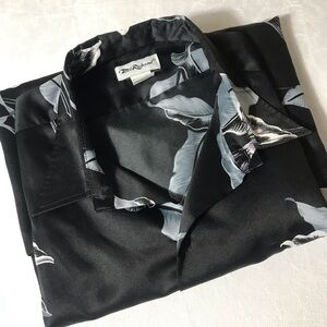 Tori Richard Black Button-Down Shirt with Gray Floral Print